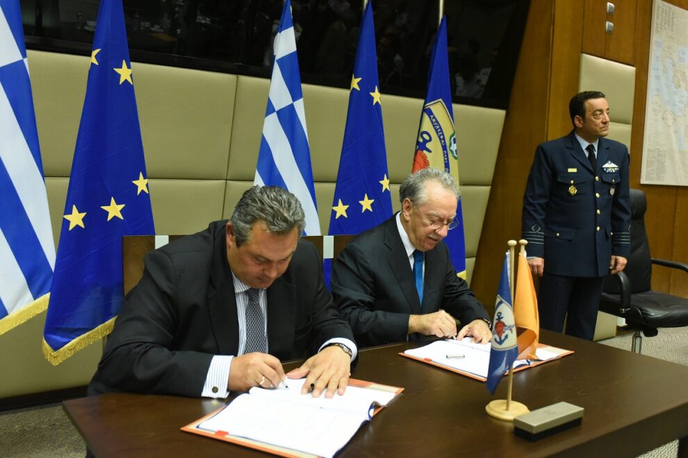 Σύμβαση του ΥΠΕΘΑ με την Τράπεζα Πειραιώς!  Τι δάνεια μπορούν να πάρουν στρατιωτικοί