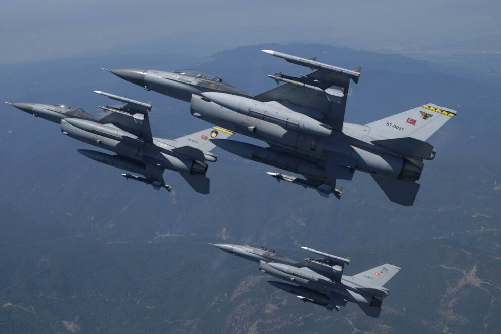 Αιγαίο: Ξανά διψήφιος αριθμός παραβιάσεων στο κοντέρ της τουρκικής προκλητικότητας