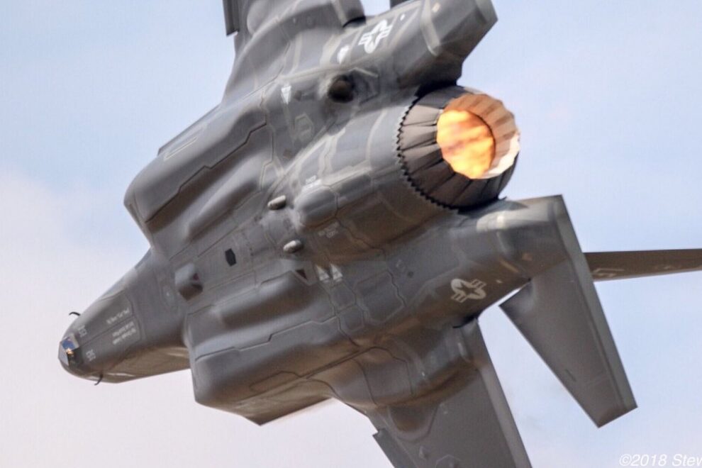 Η εναέρια παράσταση του F-35 στο RIAT 2018