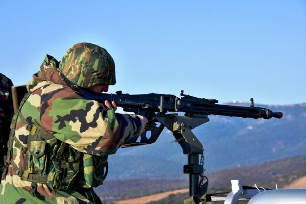 Εθνοφύλακας απειλεί με G3 τα μέλη του ΣΥΡΙΖΑ Λέσβου! Απίστευτη καταγγελία στη Βουλή