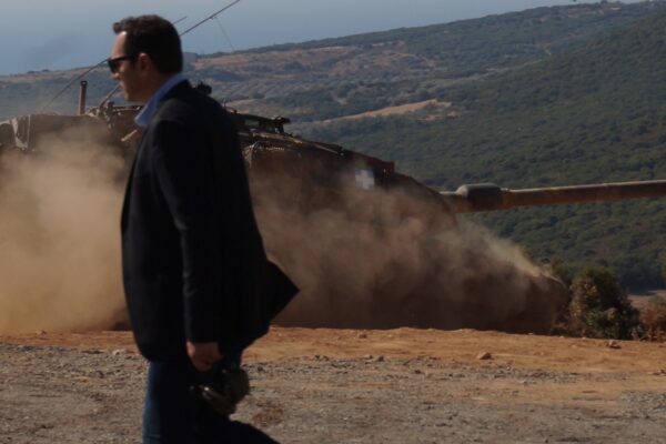 Βόμβα! Παράνομες οι μετακινήσεις Στρατιωτικών και Σωμάτων Ασφαλείας;
