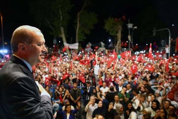 Τουρκία: Επίδειξη ισχύος του Ερντογάν με τεράστια συγκέντρωση στην Κωνσταντινούπολη