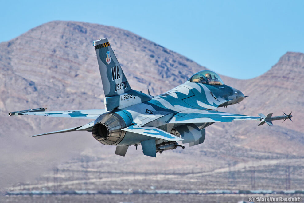 F-16