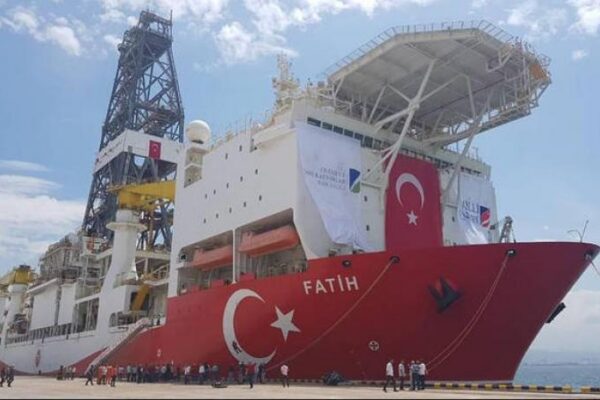 εντάλματα σύλληψης για Πορθητή