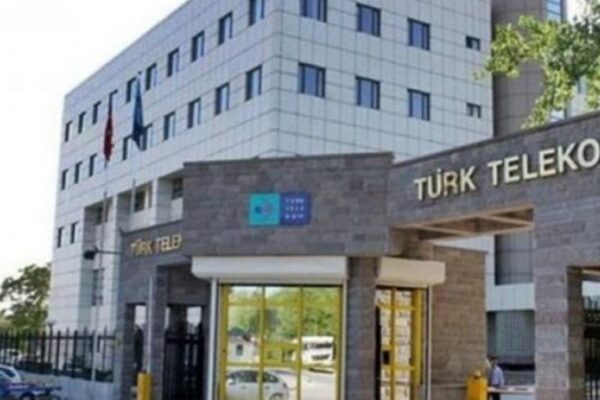 Türk Telekom: άρχισαν τα όργανα