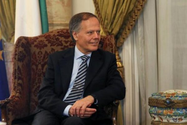 Η Μόσχα ασκεί πίεση μέσω Ρώμης για την μείωση των κυρώσεων της Ευρωπαϊκής Ένωσης