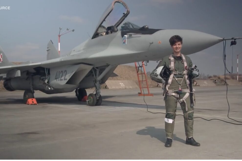 NATO: Αυτή είναι η πρώτη γυναίκα πιλότος MIG-29