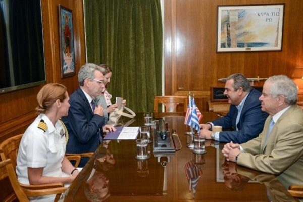 Στο ΥΠΕΘΑ ο Αμερικανός Πρέσβης: Συνεδριάζει η Συμβουλευτική Επιτροπή ΗΠΑ – Ελλάδας