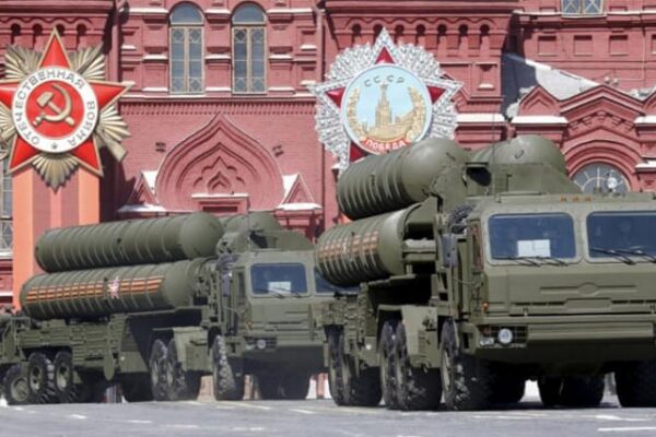 Παρέμβαση Κρεμλίνου για τους S-400