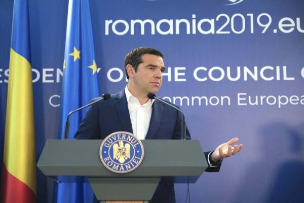 “Εμφύλιος” στην ΔΗΜΑΡ λόγω της συνεργασίας με τον Τσίπρα και τον ΣΥΡΙΖΑ