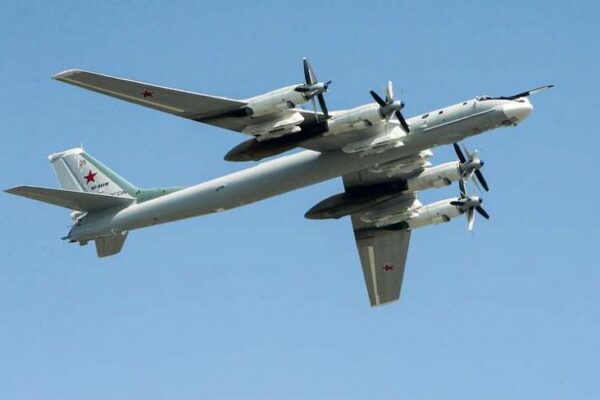 TU-95MS: Τα στρατηγικά βομβαρδιστικά της Ρωσίας εκτέλεσαν πυραυλικές επιθέσεις – ΦΩΤΟ