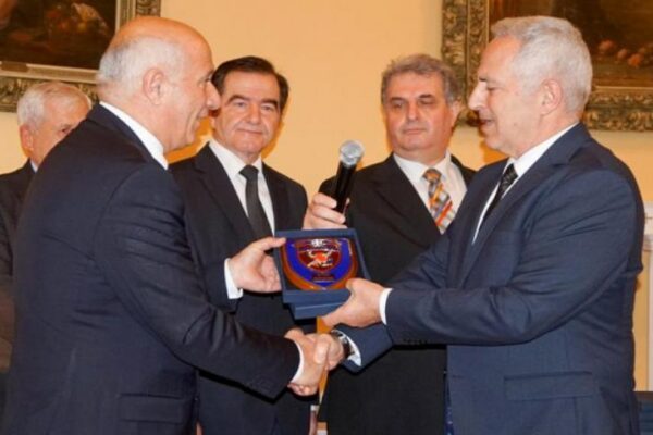 ΥΕΘΑ: Έδωσε “ηχηρό” παρών στην κοπή πίτας της Ενώσεως Απόστρατων Αξιωματικών Αεροπορίας – ΦΩΤΟ