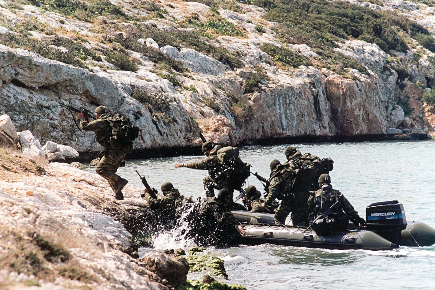 Ειδικές Δυνάμεις: Πέφτουν υπογραφές στο Ελληνικό “Special Forces Joint Command”