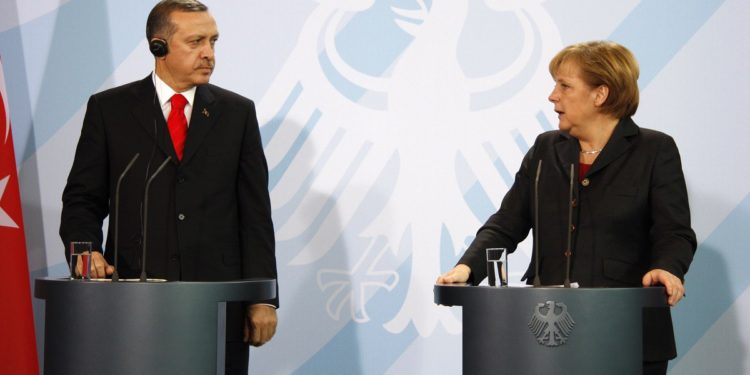 Δένδιας για Γερμανία