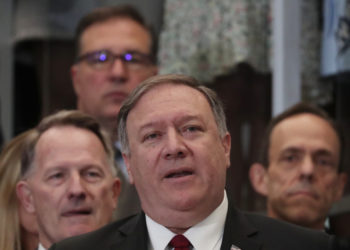 Βενεζουέλα: «Κλείνουν το μάτι» στον Γκουαϊδό οι Αμερικάνοι