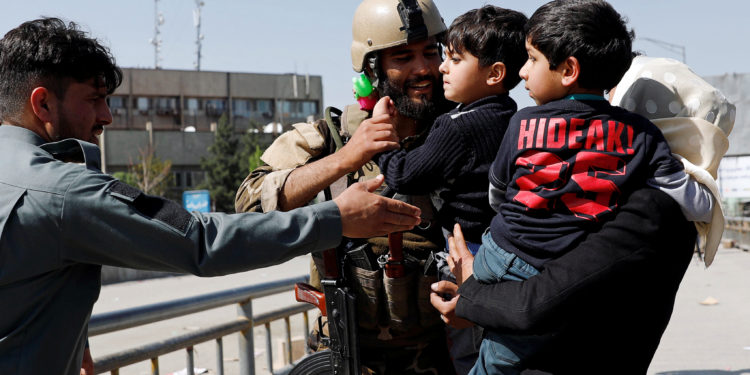 Αφγανιστάν: Μαχητές του ISIS ανέλαβαν την ευθύνη για το λουτρό αίματος στην Καμπούλ