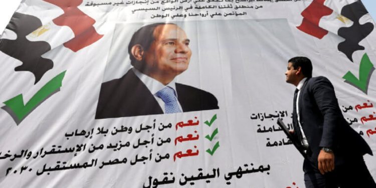 Γαλλία: Για μια ακόμα φορά οι αστυνομικές δυνάμεις συγκρούστηκαν με τα κίτρινα γιλέκα στο Παρίσι