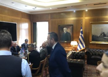 Αποστολάκης