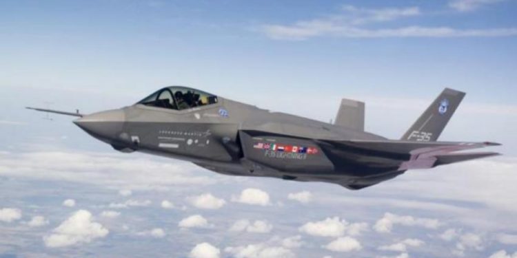F-35: Ο Ακάρ «διεθνοποιεί» την εμπλοκή
