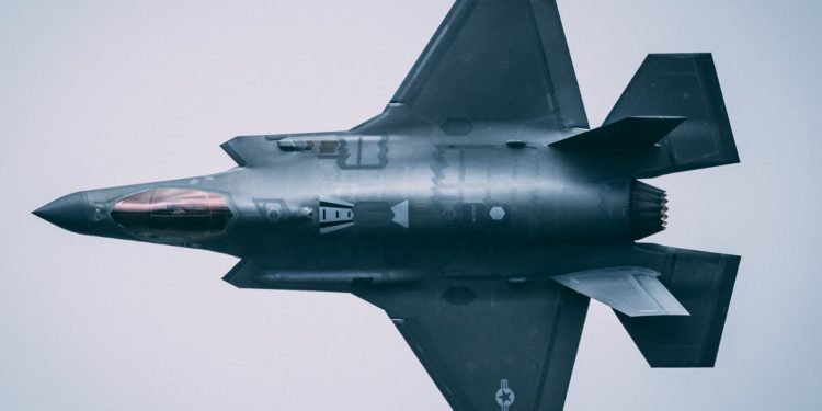 F-35: Αυτές είναι οι μυστικές βολές του μαχητικού – ΒΙΝΤΕΟ