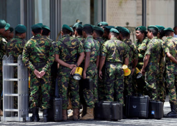 Σρι Λάνκα: Συνεχίζεται το μακελειό με βομβιστές αυτοκτονίας και νεκρούς αστυνομικούς – ΦΩΤΟ – ΒΙΝΤΕΟ