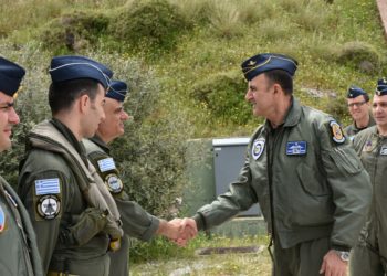 ΓΕΑ: Την 135ΣΜ επισκέφτηκε ο Α/ΓΕΑ Γεώργιος Μπλιούμης – ΦΩΤΟ