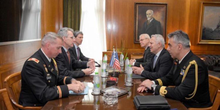 Αποστολάκης Πάϊατ