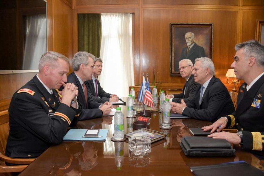 Αποστολάκης Πάϊατ