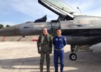 ΠΑ: Πτήση με  F-16 πραγματοποίησε ο Α/ΓΕΑ – ΦΩΤΟ