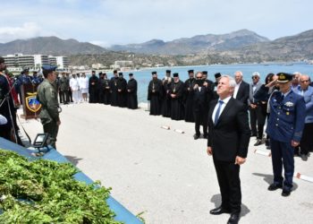 Συγκίνηση στις εκδηλώσεις μνήμης για τον Ηλιάκη στην Κάρπαθο – ΦΩΤΟ