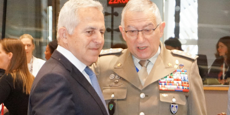 Στο Συμβούλιο Εξωτερικών Υποθέσεων της ΕΕ παρέστη ο Αποστολάκης – ΦΩΤΟ