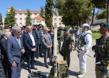 ΥΠΕΘΑ: Παρών στον εορτασμό του Αγίου Γεωργίου στη Χαλκίδα ο Αποστολάκης – ΦΩΤΟ