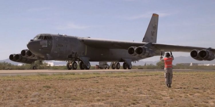 Wise Guy: Το Β-52 που ξέθαψαν οι ΗΠΑ από τον τάφο και έθεσαν σε λειτουργία
