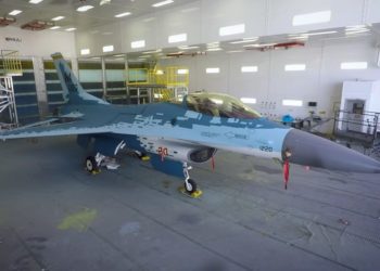 F-16: Τώρα και με τα χρώματα της Ρωσίας  [pics,vid]
