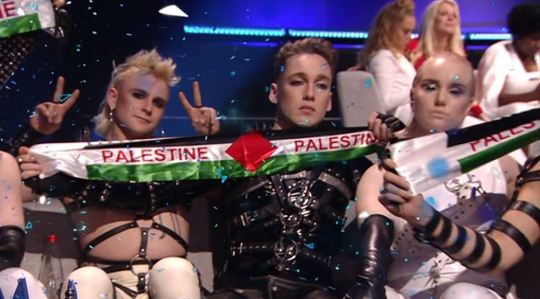 Eurovision: Πανό υπέρ της Παλαιστίνης σήκωσαν οι Ισλανδοί