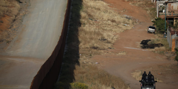 ΗΠΑ: 1,5 δισ. διαθέτει το Πεντάγωνο για το τείχος του Τραμπ