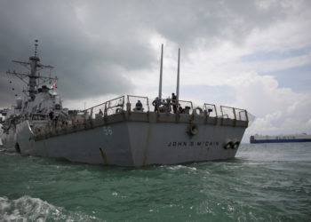 USS John McCain - Ταϊβάν