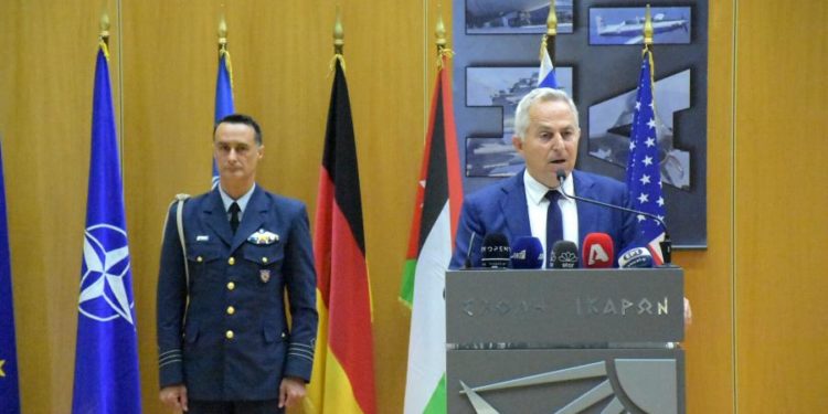 ΥΕΘΑ: Στο 7ο Συνέδριο Αεροπορικής Ισχύος παρέστη ο Αποστολάκης – ΦΩΤΟ