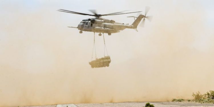 CH-53: Αυτό είναι το ελικόπτερο – θηρίο των ΗΠΑ – ΒΙΝΤΕΟ