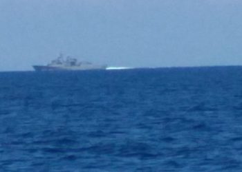 Τουρκική φρεγάτα έφτασε μέχρι ανοιχτά του Σουνίου