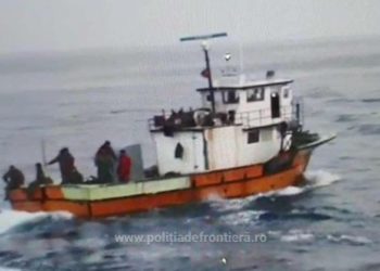 Τούρκοι ψαράδες δέχονται πυρά από το λιμενικό της Ρουμανίας – Βίντεο