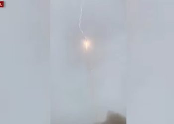 Ρωσία: Κεραυνός χτύπησε πύραυλο Soyuz – ΒΙΝΤΕΟ