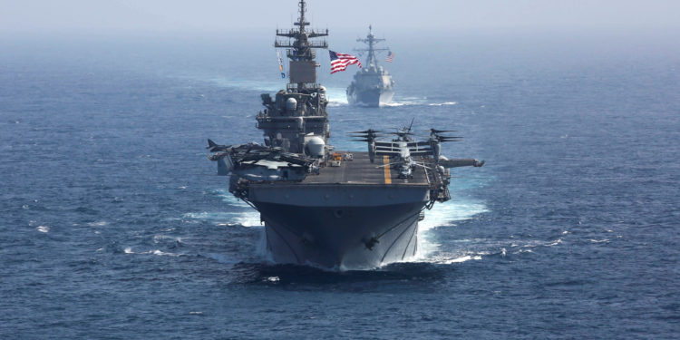 πολεμικό πλοίο