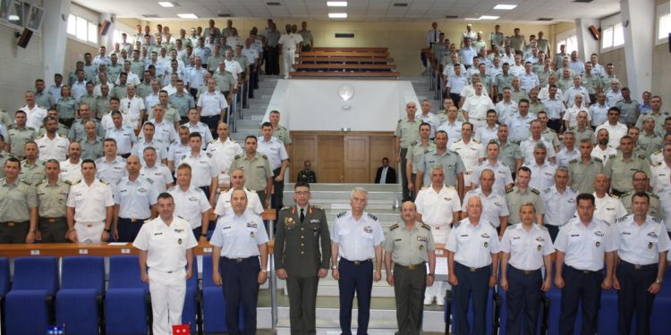 Παρουσία του Αρχηγού ΓΕΕΘΑ η τελετή αποφοίτησης σπουδαστών της ΑΔΙΣΠΟ