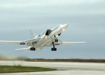 Tu-22M3M: Έτσι είναι το εσωτερικό του ρωσικού βομβαρδιστικού – ΒΙΝΤΕΟ