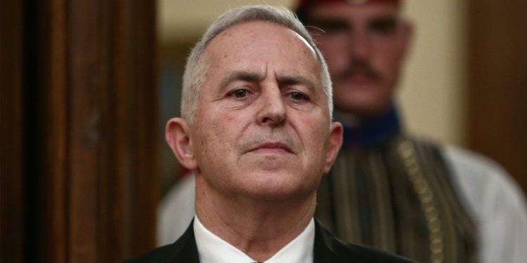 Αποστολάκης