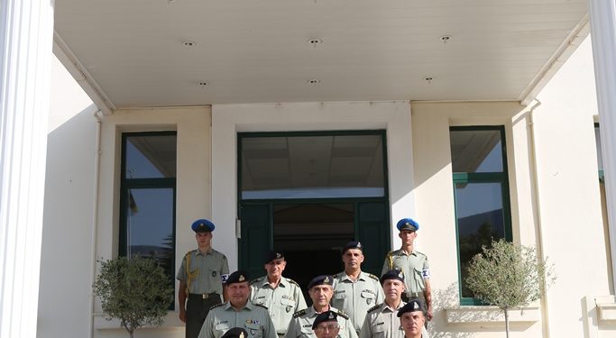 ΓΕΣ: Την ΑΣΔΥΣ και τη ΔΥΒ επισκέφτηκε ο Α/ΓΕΣ – ΦΩΤΟ