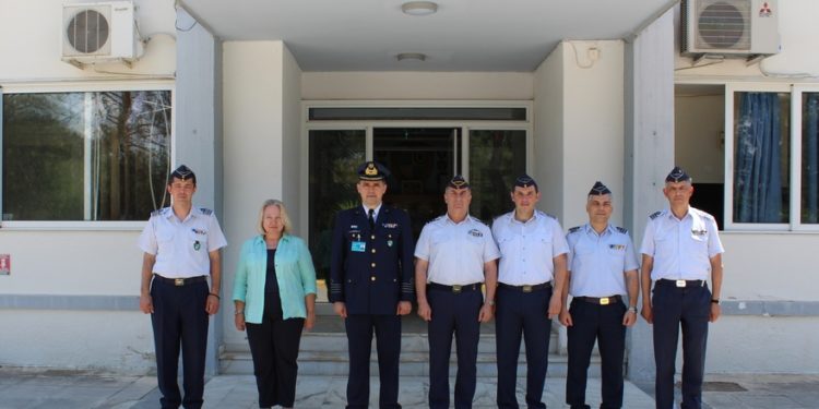 ΓΕΑ: Την ΥΠΗΔ επισκέφτηκε ο Διοικητής ΔΑΥ – ΦΩΤΟ