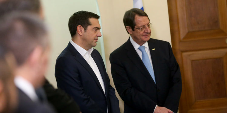 Στην Κύπρο ο πρωθυπουργός – Συνάντηση με Αναστασιάδη