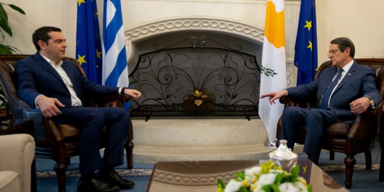 Επικοινωνία Τσίπρα – Αναστασιάδη για τις τουρκικές γεωτρήσεις